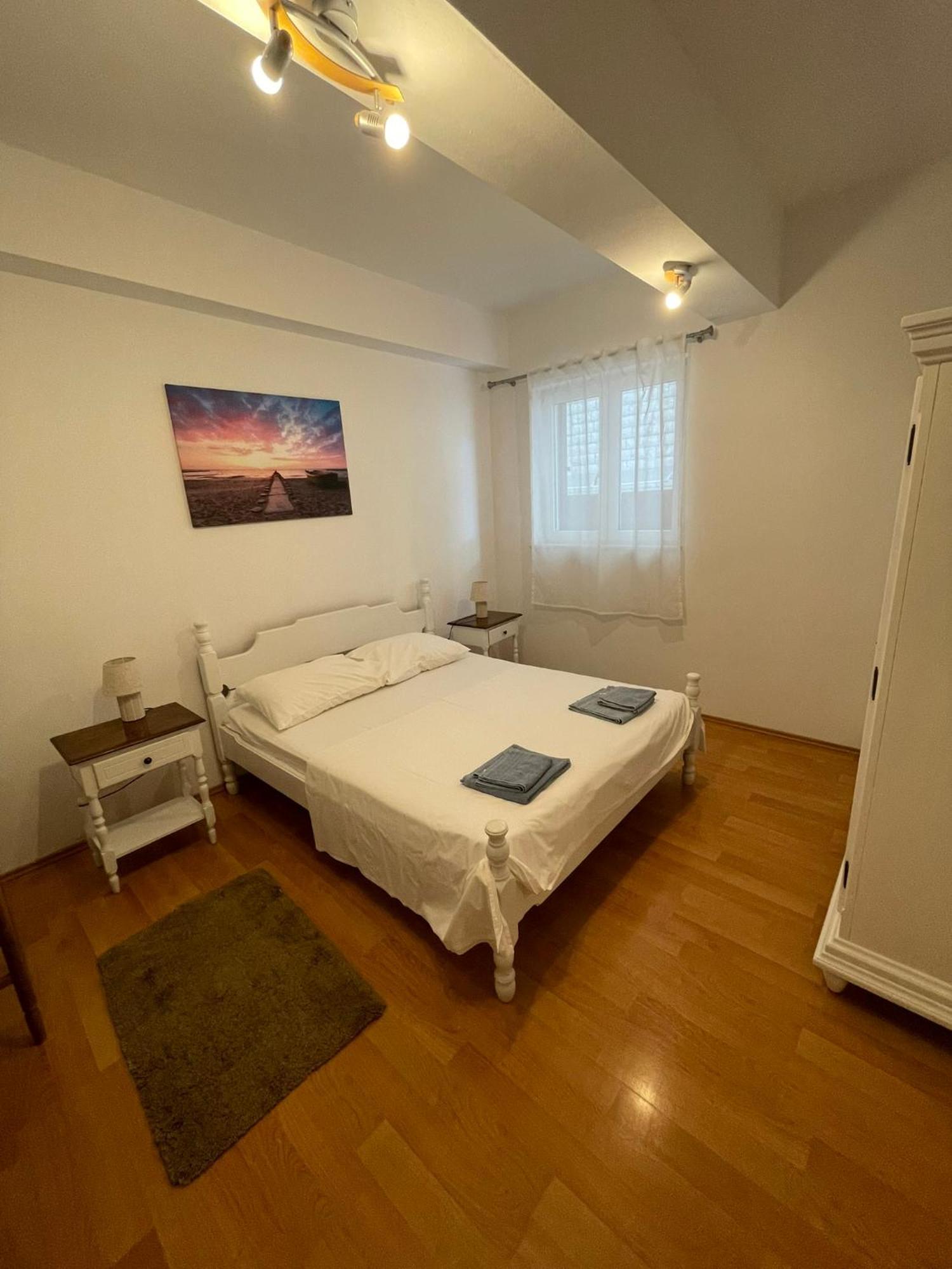 Apartments Niko Lokva Rogoznica Ngoại thất bức ảnh